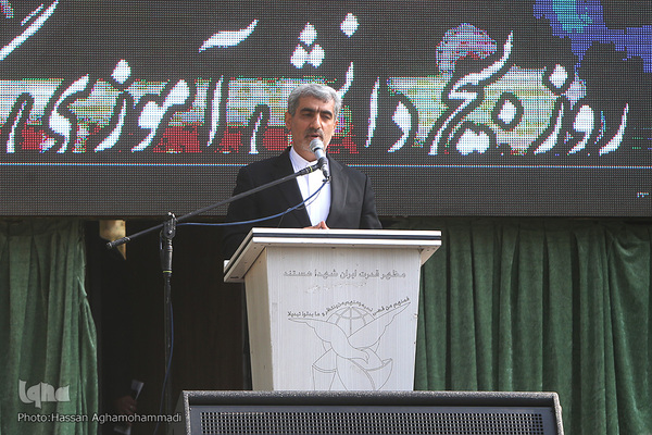 مراسم یادواره شهید فهمیده و شهدای دانش‌آموز در قطعه 24گلزار شهدای بهشت زهرا تهران