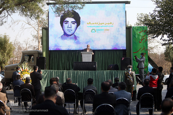 مراسم یادواره شهید فهمیده و شهدای دانش‌آموز در قطعه 24گلزار شهدای بهشت زهرا تهران