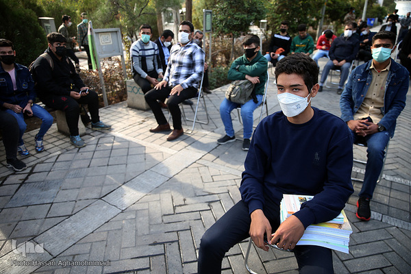 مراسم یادواره شهید فهمیده و شهدای دانش‌آموز در قطعه 24گلزار شهدای بهشت زهرا تهران