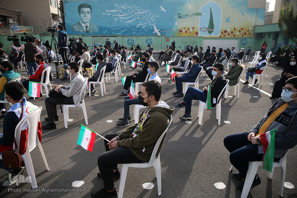 مراسم نواختن زنگ ملی استکبارستیزی و روز دانش‌آموز