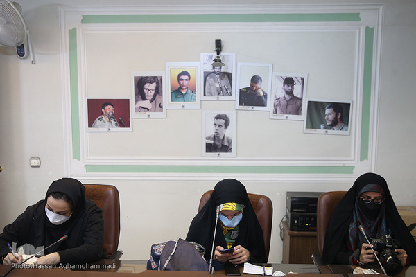 نشست شورای سیاستگذاری انتخاب کتاب سال دفاع مقدس