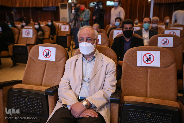 نشست معرفی کتاب «پنج گانه افول آمریکا»