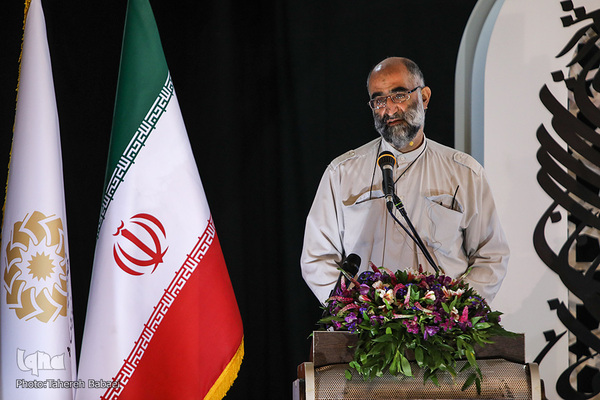 نشست معرفی کتاب «پنج گانه افول آمریکا»