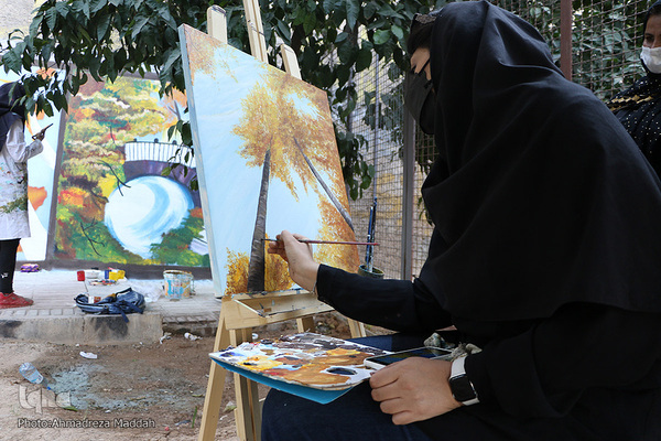 جشنواره نقاشی دیواری «آوای پاییز» در شیراز
