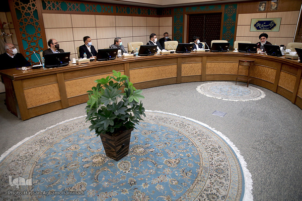 مراسم تجلیل از آیت الله محقق داماد