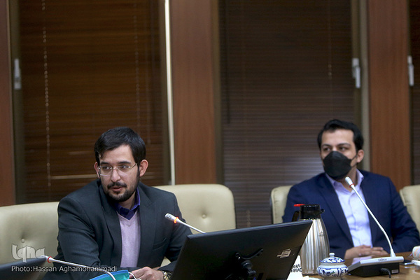 مراسم تجلیل از آیت الله محقق داماد