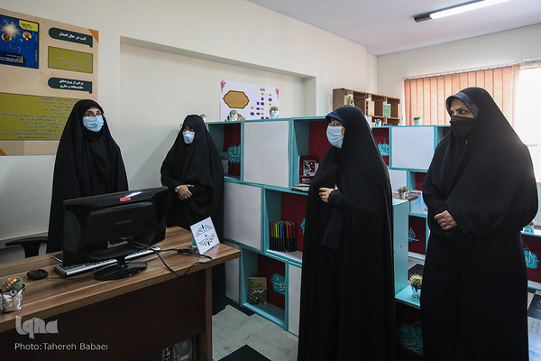 بازدید زهرا شمس احسان عضو شورای شهر تهران مرکز رشد