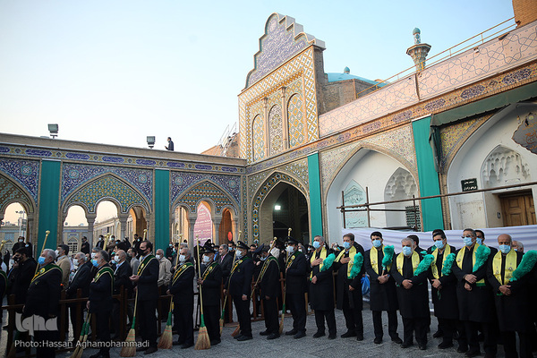 مراسم تعویض پرچم آستان منور حضرت عبدالعظیم حسنی(ع)