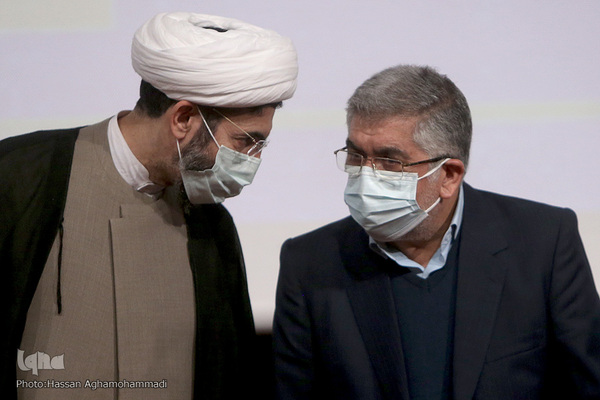 حمیدرضا طیبی، رییس جهاددانشگاهی و حجت‌الاسلام والمسلمین مصطفی رستمی، رییس نهاد نمایندگی مقام معظم رهبری در دانشگاه‌ها