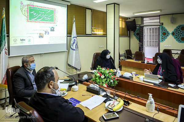 نقش دانش‌آموختگان قرآن و حدیث در ترویج سبک زندگی قرآنی در جامعه