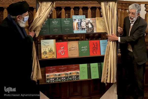 آیین رونمایی از آثار علمی و پژوهشی کتابخانه، موزه و مرکز اسناد مجلس شورای اسلامی