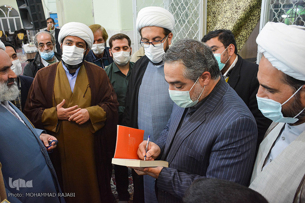 محفل انس با قرآن در امامزادگان فضل و یحیی(ع) محلات