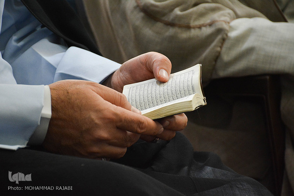 محفل انس با قرآن در امامزادگان فضل و یحیی(ع) محلات