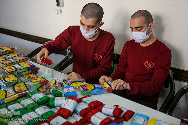 عیادت «جواد فروغی» از مددجویان آسایشگاه شهید بهشتی مشهد مقدس