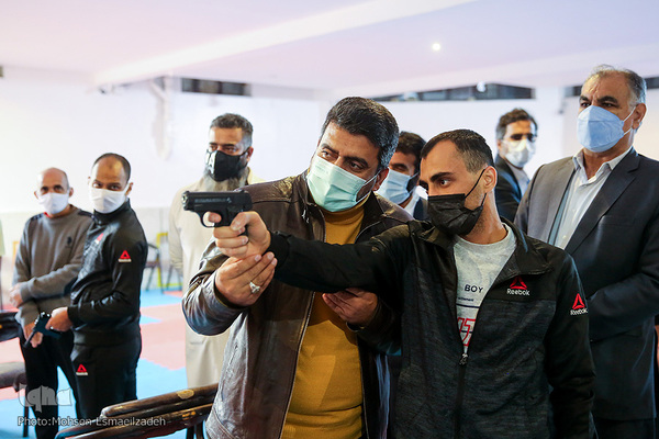 عیادت «جواد فروغی» از مددجویان آسایشگاه شهید بهشتی مشهد مقدس