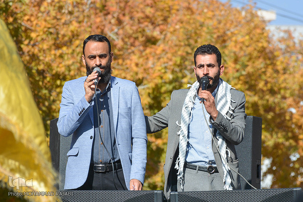 مراسم تشییع پیکر پاک شهید ۱۷ساله مدافع حرم «نجیب حسینی» از رزمندگان تیپ فاطمیون در محلات