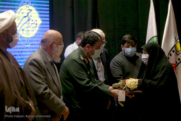 مراسم رونمایی از سیزده عنوان کتاب از تازه‌های نشر بنیاد فرهنگی روایت فتح با عنوان «فرزندان خمینی(ره)»