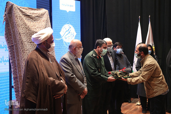 مراسم رونمایی از سیزده عنوان کتاب از تازه‌های نشر بنیاد فرهنگی روایت فتح با عنوان «فرزندان خمینی(ره)»