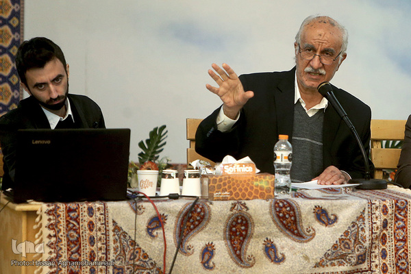 مراسم اهدای سیزدهمین جایزه ویژه علمی-ترویجی حضرت عبدالعظیم حسنی(ع) به خانواده دانشمند شهید هسته ای «محسن فخری زاده»