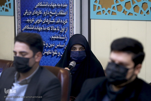 نشست هم اندیشی مدیران اجرایی و اعضای فعال سازمان دانشجویان جهاد دانشگاهی با عیسی علیزاده، معاون فرهنگی جهاد دانشگاهی