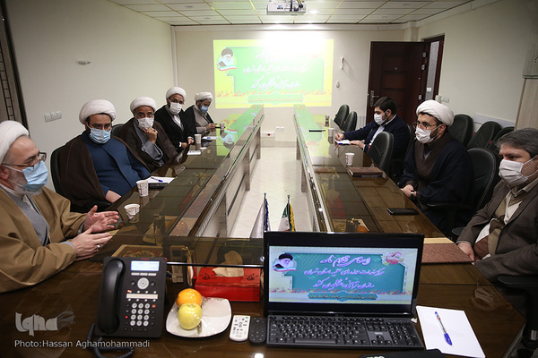 مراسم امضای تفاهم نامه همکاری های مشترک میان مرکز مدیریت خدمات حوزه های علمیه استان تهران و جهاد دانشگاهی