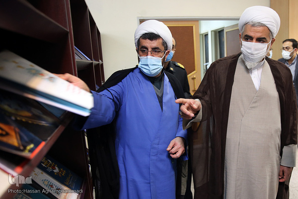 بازدید حجت‌الاسلام والمسلمین حسین صنعت‌پور، رئیس اداره عقیدتی سیاسی نیروی دریایی ارتش از تحریریه ایکنا