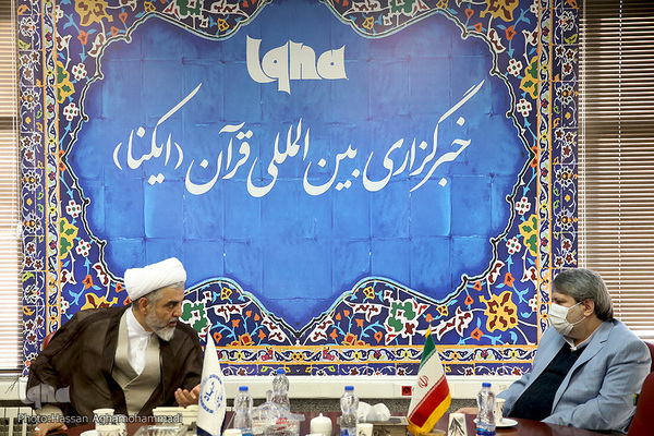 بازدید حجت‌الاسلام والمسلمین حسین صنعت‌پور، رئیس اداره عقیدتی سیاسی نیروی دریایی ارتش از تحریریه ایکنا