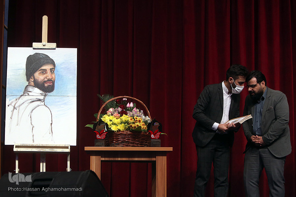 جشن گرامیداشت روز دانشجو و رونمایی از تندیس یادبود شهدای نخبه و دانشجوی دارالشهدای منطقه 17شهرداری تهران