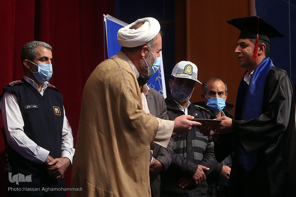 جشن گرامیداشت روز دانشجو و رونمایی از تندیس یادبود شهدای نخبه و دانشجوی دارالشهدای منطقه 17شهرداری تهران