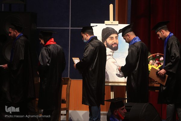 جشن گرامیداشت روز دانشجو و رونمایی از تندیس یادبود شهدای نخبه و دانشجوی دارالشهدای منطقه 17شهرداری تهران