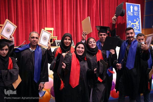 جشن گرامیداشت روز دانشجو و رونمایی از تندیس یادبود شهدای نخبه و دانشجوی دارالشهدای منطقه 17شهرداری تهران