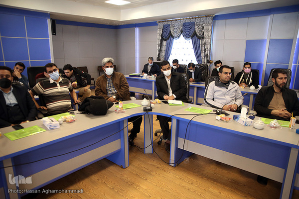 نشست توجیهی و قرعه کشی متسابقین شانزدهمین جشنواره ملی و بین المللی تلاوت‌های مجلسی