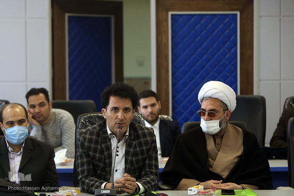 نشست توجیهی و قرعه کشی متسابقین شانزدهمین جشنواره ملی و بین المللی تلاوت‌های مجلسی