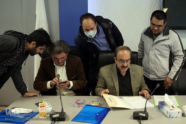 نشست توجیهی و قرعه کشی متسابقین شانزدهمین جشنواره ملی و بین المللی تلاوت‌های مجلسی