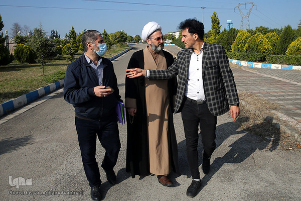 نشست توجیهی و قرعه کشی متسابقین شانزدهمین جشنواره ملی و بین المللی تلاوت‌های مجلسی