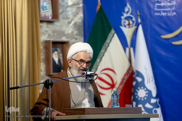 آیت الله علی معلمی، امام جمعه شهرستان قائمشهر و نماینده مازندران در مجلس خبرگان رهبری