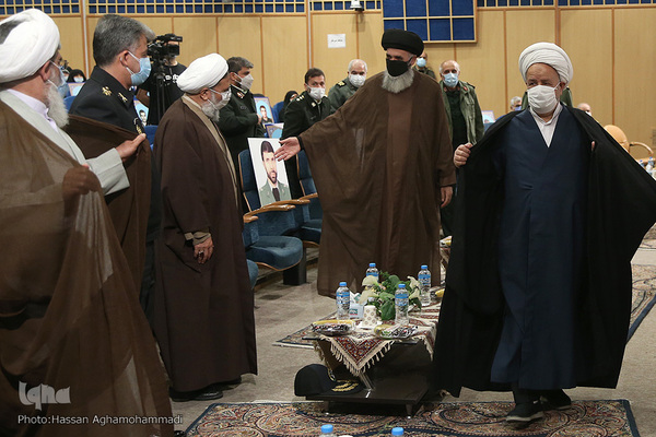 مراسم اختتامیه سیزدهمین دوره مسابقات قرآن بانوان شاغل و سومین دوره همسران کارکنان نیروهای مسلح