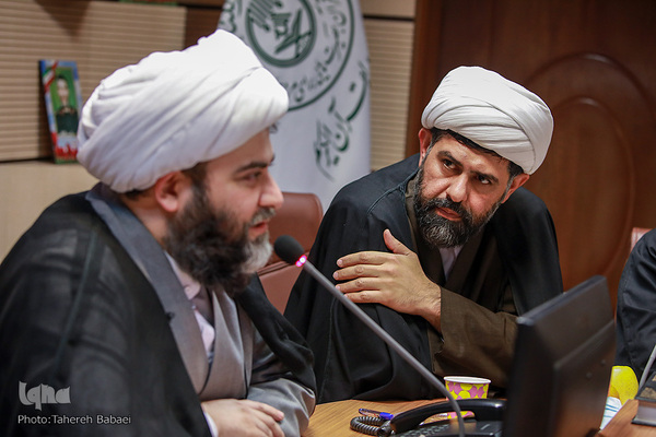 جلسه قرارگاه خادمان قرآن