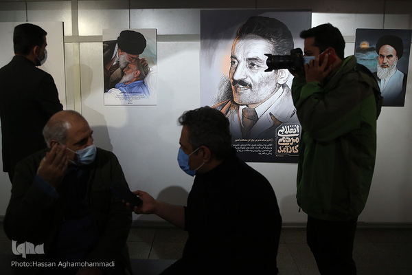 مراسم افتتاحیه نمایشگاه «ضیافتِ خط، رنگ، نقش» شامل ۴۲اثر از مجموعه نقاشی های دیجیتال علیرضا ذاکری، نقاش و کارتونیست