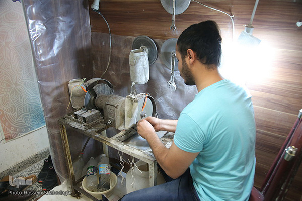 تراشکاری سنگ عقیق با دستگاه