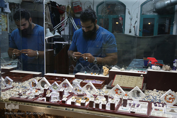 فروشنده انگشتر در قم