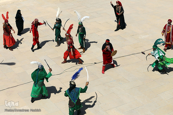 مراسم رویدادهای آئینی ثبت شده استان فارس نظیر تعزیه حضرت احمدبن موسی شاهچراغ(ع) در شیراز