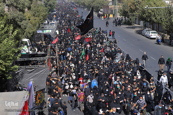 آیین معنوی پیاده روی جاماندگان اربعین حسینی در تهران