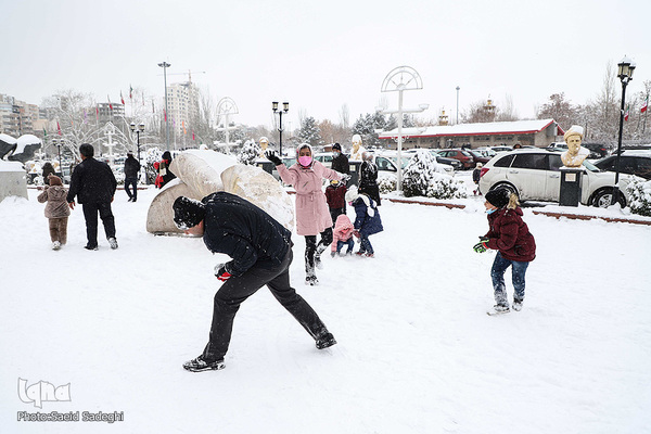 بارش اولین برف زمستانی در تبریز