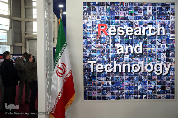 نمایشگاه توانمندی‌ها و دستاوردهای جهاددانشگاهی