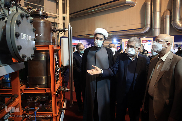 مهمانان نمایشگاه توانمندی‌ها و دستاوردهای جهاددانشگاهی