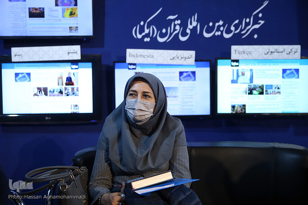 غرفه ایکنا در نمایشگاه دستاوردهای جهاددانشگاهی