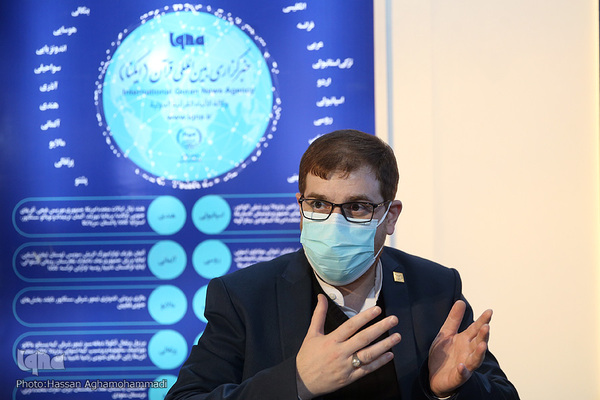 غرفه ایکنا در نمایشگاه دستاوردهای جهاددانشگاهی