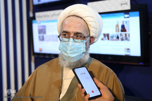 غرفه ایکنا در نمایشگاه دستاوردهای جهاددانشگاهی