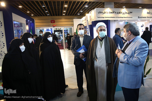 غرفه ایکنا در چهارمین روز نمایشگاه دستاوردها و توانمندی‌های جهاددانشگاهی